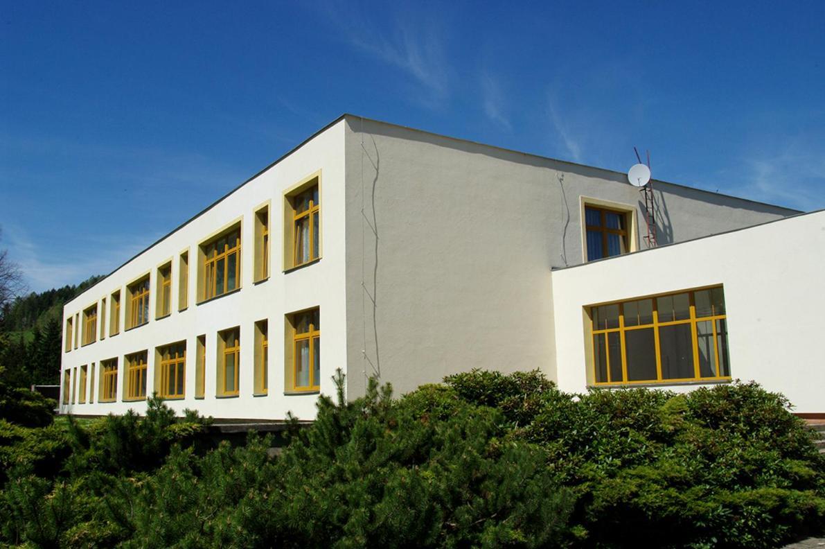 Penzion Fit Velke Losiny Exterior photo